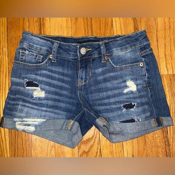 Aéropostale High-Rise Denim Midi Shorts - Picture 2 of 5